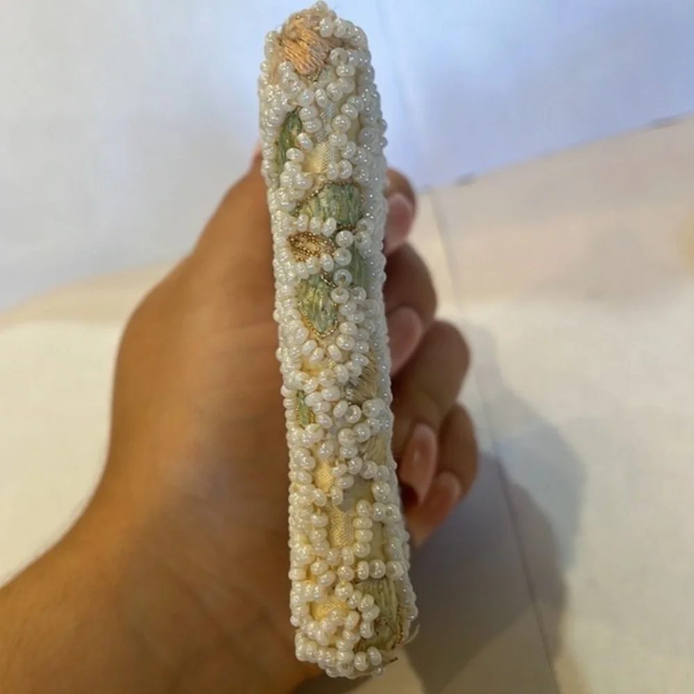 PASTEL BEADED VINTAGE WALLET UNIQUE‎ ONE OF A KIND